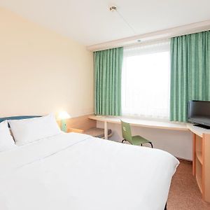Standard Zimmer mit zwei Einzelbetten